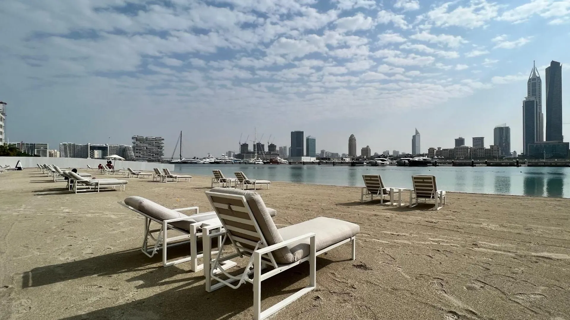 The Smart Concierge - Sunrise Bay 2 Apartment Dubai