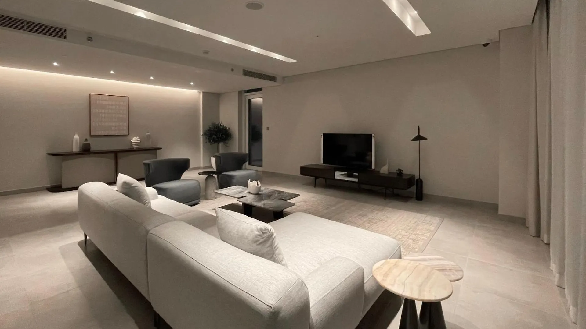 The Smart Concierge - Sunrise Bay 2 Apartment Dubai